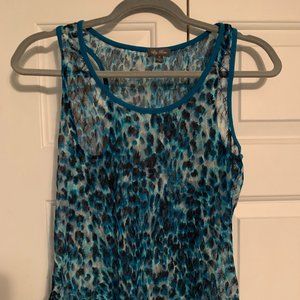 Lily Rose Mesh Patterned tank top. Medium
